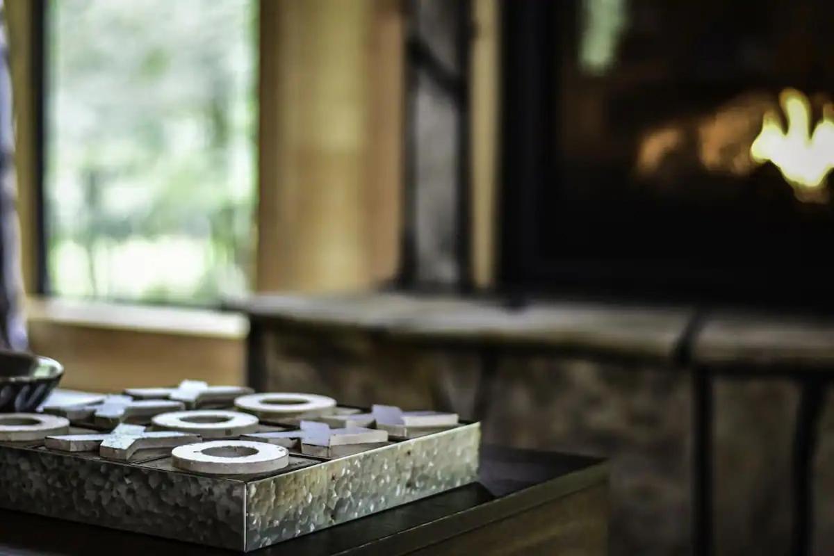 Gorgeous Idyllic Cabin W Hot Tub And Fire Pit Quittin Time Is Secluded Romantic Oasis W Luxury Bathroom Double Shower And Bathtub Foosball Table Broken Bow Kültér fotó